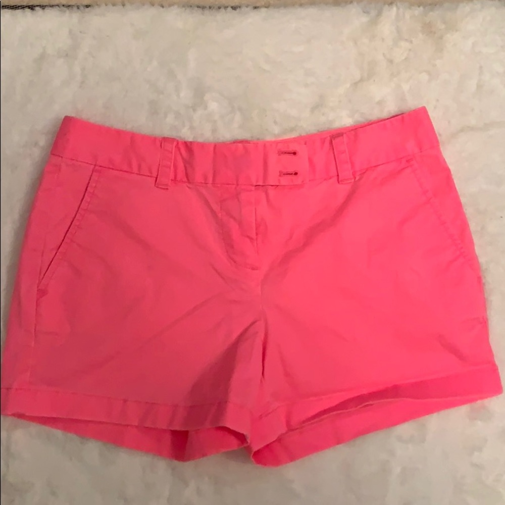 Never worn pink vineyard vines shorts